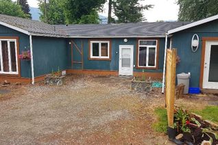 Triplex for Sale, 88 1st Avenue Nw, Nakusp, BC