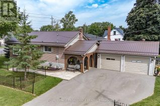 Detached House for Sale, 8 Parkdale Drive, Belleville, ON