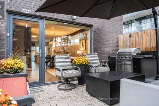 Freehold Townhouse for Sale, 207a Manning Avenue, Toronto (Trinity-Bellwoods), ON