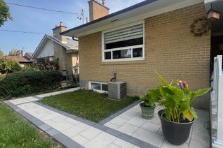 Property for Rent, 21 Gladsmore Crescent, Toronto (Rexdale-Kipling), ON