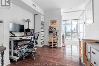 Condo Apartment for Sale, 33 Charles Street E #2604, Toronto (Church-Yonge Corridor), ON