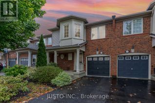 Freehold Townhouse for Sale, 2225 Amberglen Court, Oakville (West Oak Trails), ON