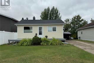 Detached House for Sale, 404 4th Street W, Wynyard, SK