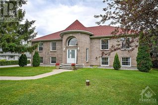 Bungalow for Sale, 428 Queen Street, Smiths Falls, ON