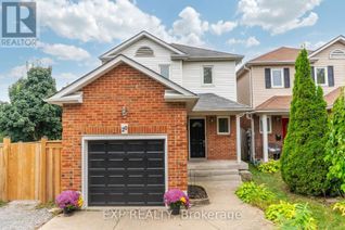 Detached House for Sale, 20 Mossgrove Court, Clarington (Courtice), ON