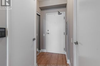 Condo for Sale, 21 Carlton Street #2108, Toronto (Church-Yonge Corridor), ON