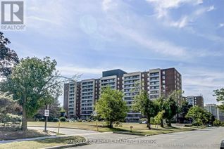 Condo for Sale, 25 Four Winds Drive #902, Toronto (York University Heights), ON