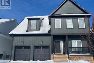 Detached House for Sale, 158 Sycamore Street, Blue Mountains, ON