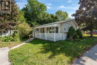 Property for Sale, 30 Flora Court, Innisfil (Stroud), ON