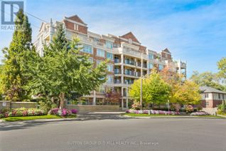 Condo Apartment for Sale, 12 Old Mill Trail #PH06, Toronto (Kingsway South), ON