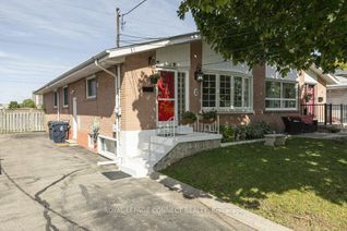 Semi-Detached House for Sale, 2 Ailsa Craig Crt, Toronto, ON