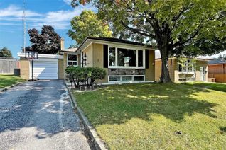 Bungalow for Rent, 5 Stevenvale Dr #Main, Toronto, ON