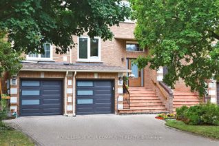 Freehold Townhouse for Sale, 14 Royal Manor Cres, Richmond Hill, ON