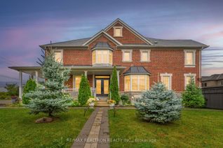 Freehold Townhouse for Sale, 66 Walter Sinclair Crt, Richmond Hill, ON