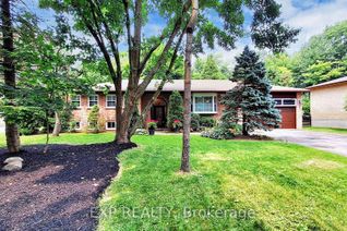 Bungalow for Sale, 8 Amberglen Crt, East Gwillimbury, ON