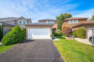 House for Sale, 82 Gray Cres, Richmond Hill, ON