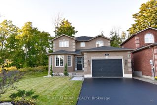 Detached House for Sale, 16 PRINCE EDWARD Pl, Barrie, ON