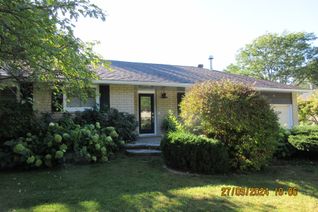 Bungalow for Sale, 1189 SUNNIDALE Rd, Springwater, ON