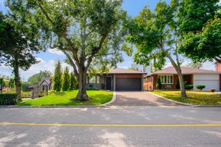 Bungalow for Sale, 17 Old Burnhamthorpe Rd, Toronto, ON