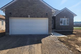 Detached House for Rent, 102 Delong Dr, Norwich, ON