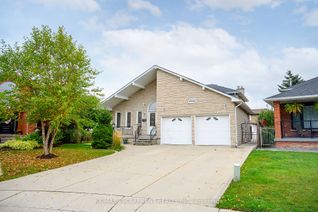 Backsplit for Sale, 7 Osgoode Crt, Hamilton, ON