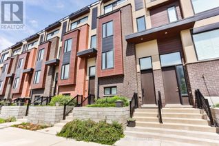 Freehold Townhouse for Sale, 13 Caroline Carpenter Grove, Toronto (Downsview-Roding-CFB), ON