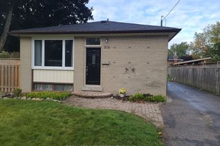 Detached House for Rent, 904 Donovan Cres, Whitby, ON