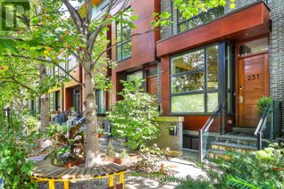 Freehold Townhouse for Sale, 231 Claremont Street, Toronto (Trinity-Bellwoods), ON