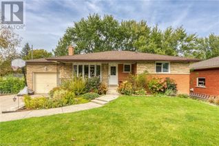 Bungalow for Sale, 12 Mcnab Place, Caledonia, ON