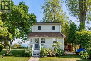 Detached House for Sale, 689 Mccracken Road, Kingsville, ON