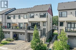 Freehold Townhouse for Sale, 8 Bremont Way, Wasaga Beach, ON