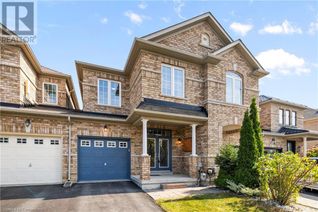 Freehold Townhouse for Sale, 220 Lauderdale Drive, Vaughan, ON