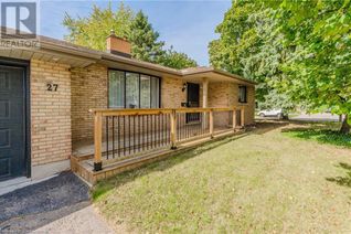 Detached House for Sale, 27 Applewood Crescent, Cambridge, ON