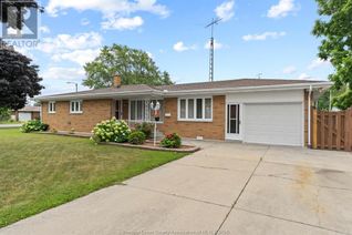 Bungalow for Sale, 114 Orange Street, Leamington, ON