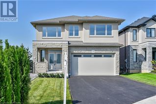 Detached House for Sale, 33 Hampshire Place, Stoney Creek, ON