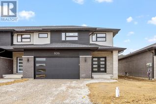 Freehold Townhouse for Sale, 8008 Meo Boulevard, LaSalle, ON