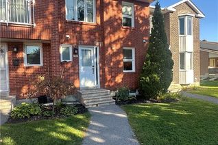 Condo Townhouse for Rent, 30 Castlebrook Lane #D, Ottawa, ON