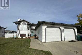 House for Sale, 841 Cherry Street, Beaverlodge, AB