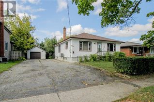 Detached House for Sale, 64 White Avenue, Welland, ON