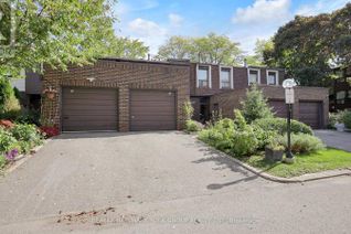 Townhouse for Sale, 78 Spire Hillway Way, Toronto (Hillcrest Village), ON