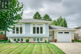 Raised Ranch-Style House for Sale, 11 Bennie, Leamington, ON