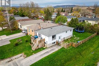 Duplex for Sale, 31 Courtice Crescent, Collingwood, ON