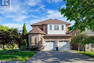 Detached House for Sale, 29 Westchester Crescent, Markham (Berczy), ON