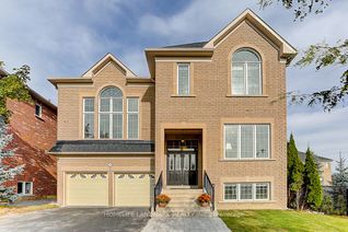 Detached House for Sale, 223 Selwyn Rd, Richmond Hill, ON