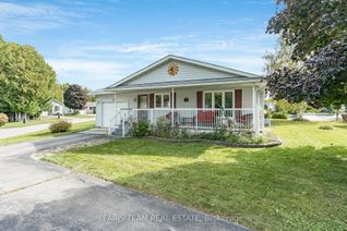 Bungalow for Sale, 2 St James Pl, Wasaga Beach, ON