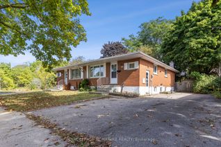 Bungalow for Sale, 225B Cedarbrae Ave, Waterloo, ON