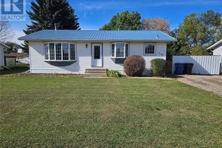 House for Sale, 14 Macrae Bay, Carlyle, SK