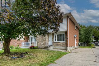 Semi-Detached House for Sale, 24 Old Chicopee Drive, Kitchener, ON