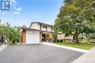 Detached House for Sale, 97 Century Hill Drive, Kitchener, ON