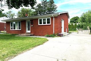 Backsplit for Sale, 3610 Woodland, Windsor, ON